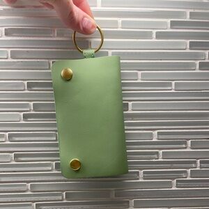 MINOR HISTORY THE SNAPS KEYCHAIN WALLET (MATCHA)